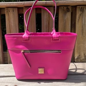 Beacon Zip Tote